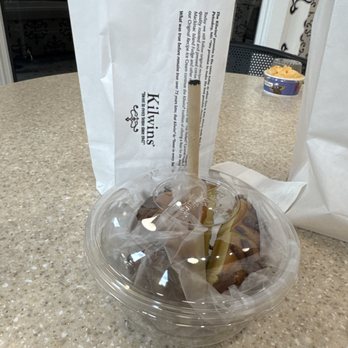 Kilwins Ice Cream - Chocolate - Fudge - Pecan turtle caramel apple - Chocolatiers & Shops Near Me - San Antonio, Texas Kilwins Ice Cream - Chocolate - Fudge - Pecan turtle caramel apple - Chocolatiers & Shops Near Me - San Antonio, Texas