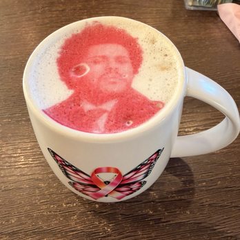 Red Maple - Salted Caramel latte - Cafes Near Me - Los Angeles, California Red Maple - Salted Caramel latte - Cafes Near Me - Los Angeles, California