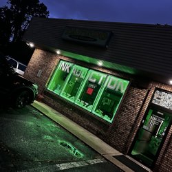 Ink Addiction Tattoos and Body Piercing - Front of the building