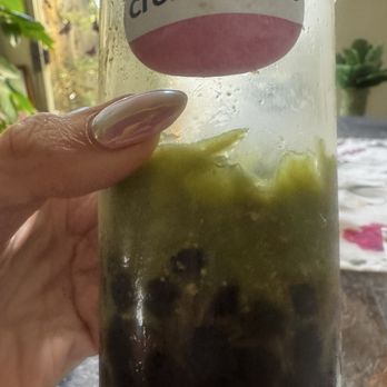 Crème Paris - Up close on the tasty GREAT Boba & Coffee Jelly! - Juice Bars & Smoothies Near Me - Fresno, California Crème Paris - Up close on the tasty GREAT Boba & Coffee Jelly! - Juice Bars & Smoothies Near Me - Fresno, California