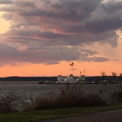 Magnolia At the Dale House - Jamestown ferry