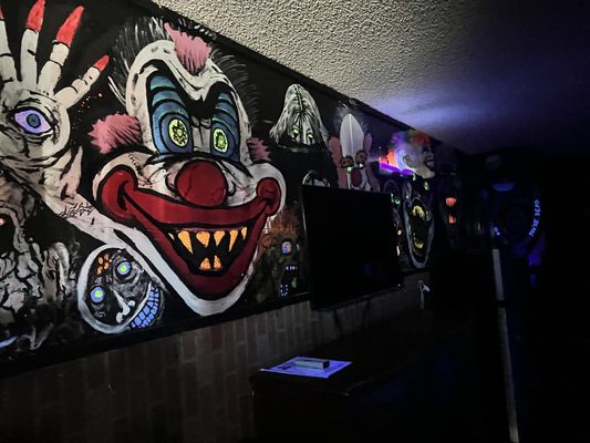 World-Famous The Clown Motel by null