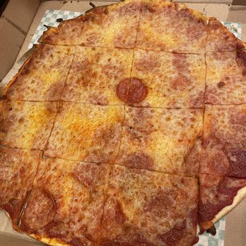 Oregano's - Pepperoni pizza with a whole 4 pepperoni's on it. - Pizza Near Me - Flagstaff, Arizona Oregano's - Pepperoni pizza with a whole 4 pepperoni's on it. - Pizza Near Me - Flagstaff, Arizona