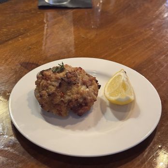Elizabeths Farmhouse - Stuffie - Beer Bar Near Me - Putnam, Connecticut