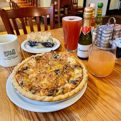 Loula's Cafe