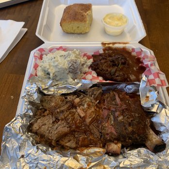 Smokehouse BBQ - Combo Plate - Barbeque Near Me - Anchorage, Alaska