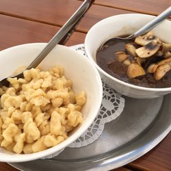Heimes-Willmes - Gulasch von Heidschnucken aus eigener Haltung an selbstgemachten Spätzle