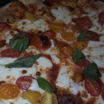Yard House - New American Near Me - Honolulu, Hawaii Yard House - New American Near Me - Honolulu, Hawaii