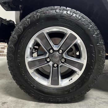 Mobile Magic Auto Detailing - Kept the shiny black look for days! - Auto Detailing Near Me