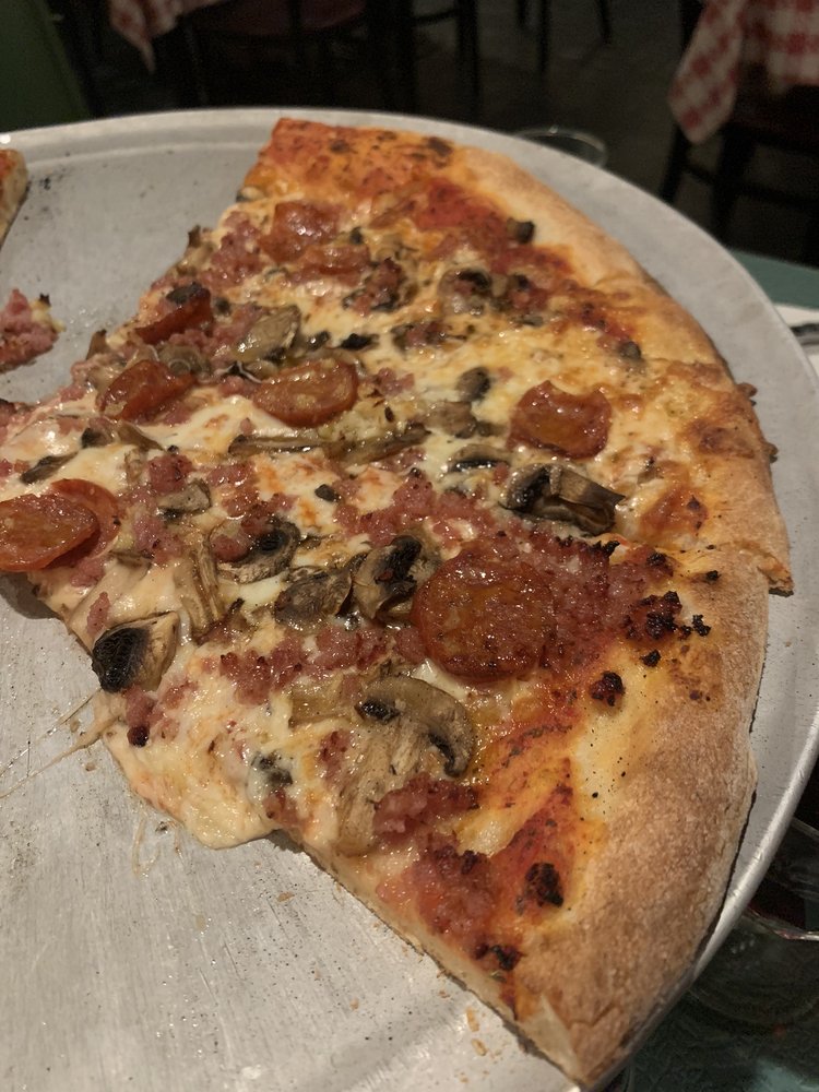 Gaspares Pizza House & Italian Restaurant