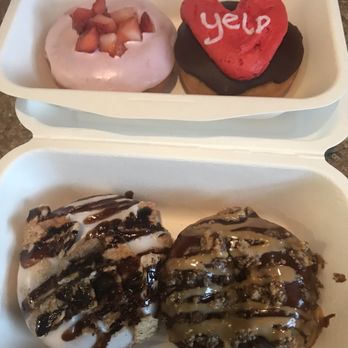 Donna's Delicious Dozen - Yelp event donuts - Donuts Near Me - Columbus, Ohio Donna's Delicious Dozen - Yelp event donuts - Donuts Near Me - Columbus, Ohio