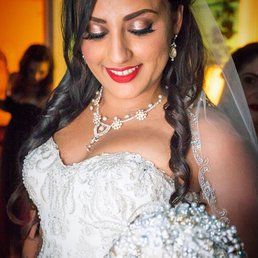 Thanks to my friends and family, the wedding was beautiful. The owner however was a nightmare. Thanks to my friends and family, the wedding was beautiful. The owner however was a nightmare.