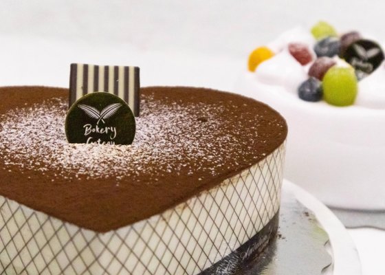 Bakery Gateau by null