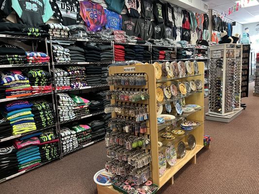 JOE’S SOUVENIR - Updated February 2026 - 34 Photos - 917 F St NW ...