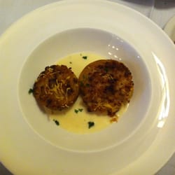 El Rebost de Montigalá - Patatas rellenas con champiñones de temporada y virutas de jamón ibérico gratinadas