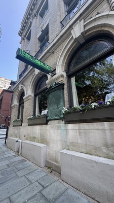 Union League by null