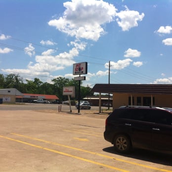 Pit Stop Oil & Lube - On Hwy 19 - Oil Change Stations Near Me - Athens, Texas Pit Stop Oil & Lube - On Hwy 19 - Oil Change Stations Near Me - Athens, Texas