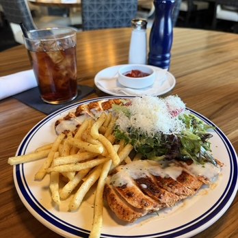 The Bradford Grill - French Chicken - American Near Me - Tulsa, Oklahoma