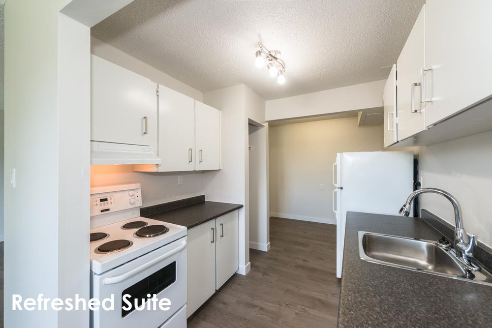 KEW PLACE Updated April 2024 13 Photos 7424 141 Avenue, Edmonton