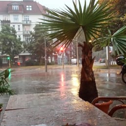 Oktober - Traumhafte Aussichten - outside - Bars Near Me - Hamburg, HH