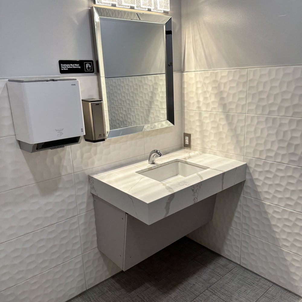 Sunshine Breakfast Bar - Women's restroom, clean and modern - Breakfast & Brunch Near Me - Phoenix, Arizona Sunshine Breakfast Bar - Women's restroom, clean and modern - Breakfast & Brunch Near Me - Phoenix, Arizona