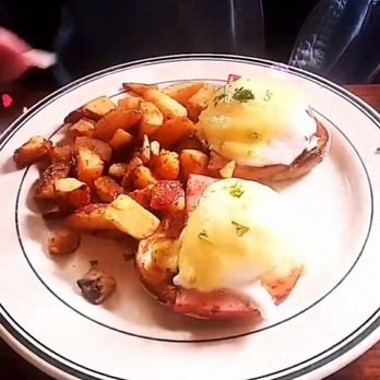 Mimi's Cafe - Eggs Benedict - Breakfast & Brunch Near Me - Fort Worth, Texas Mimi's Cafe - Eggs Benedict - Breakfast & Brunch Near Me - Fort Worth, Texas