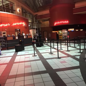 Regal Westfork - Cinema Near Me - Pembroke Pines, Florida