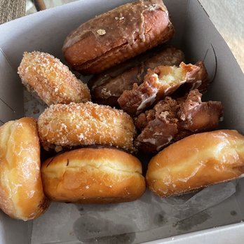 Bob's Donuts - Donuts Near Me - San Francisco, California