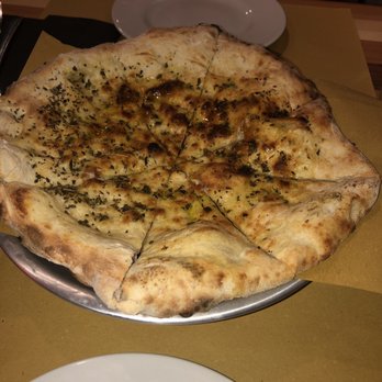 Fratelli La Bufala - Garlic bread - Italian Near Me - Barcelona, B