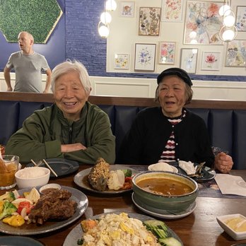 Kin Long Beach - Early Thanksgiving dinner! - Thai Near Me - Long Beach, California