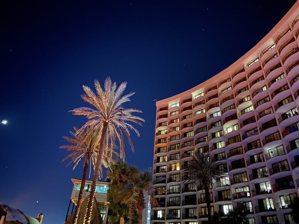 SPRINKLES DONUTS & COFFEE COMPANY 39 Photos & 92 Reviews 2000 Mirror Lake Blvd, Villa Rica