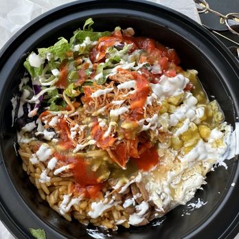 La Joya - Fresh Mexican - Tinga Chicken Bowl - Mexican Near Me - Simsbury, Connecticut La Joya - Fresh Mexican - Tinga Chicken Bowl - Mexican Near Me - Simsbury, Connecticut