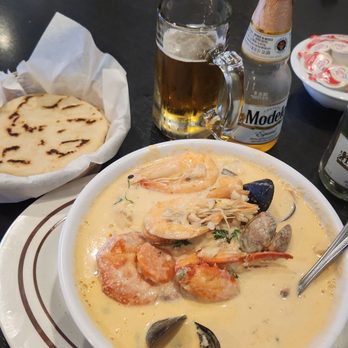Luna Maya Grill - Crema mariscada - Salvadoran Near Me - Pico Rivera, California Luna Maya Grill - Crema mariscada - Salvadoran Near Me - Pico Rivera, California
