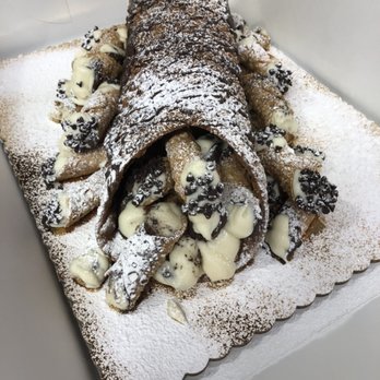 Ciesluk's Market - Cannoli's - Grocery Near Me - South Deerfield, Massachusetts Ciesluk's Market - Cannoli's - Grocery Near Me - South Deerfield, Massachusetts