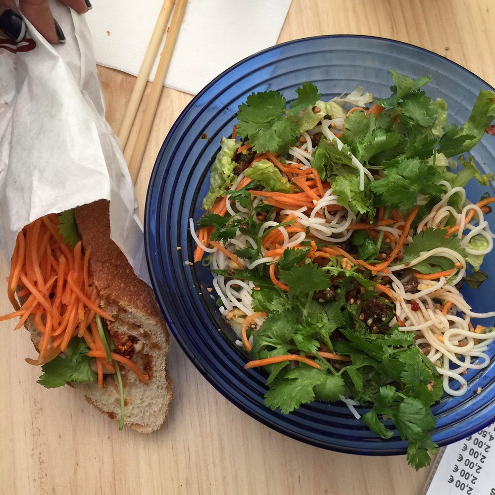Banh Mi - Vietnamese Near Me - Paris, 75