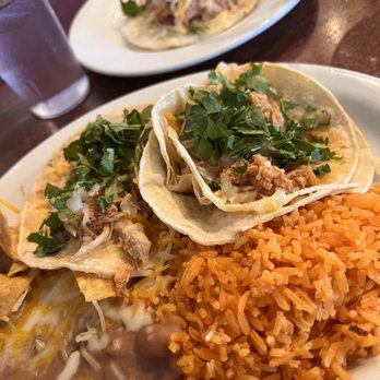 Amigo's - Chicken taco plate and one Al pastor taco - Mexican Near Me - Kahului, Hawaii