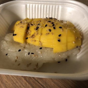 Mai Thai Restaurant - Mango sweet rice - Thai Near Me - Austin, Texas Mai Thai Restaurant - Mango sweet rice - Thai Near Me - Austin, Texas