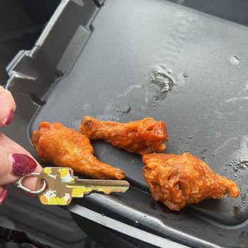 Fire Wings Rocklin-Loomis - All the wings were about this size - Chicken Wings Near Me - Rocklin, California Fire Wings Rocklin-Loomis - All the wings were about this size - Chicken Wings Near Me - Rocklin, California