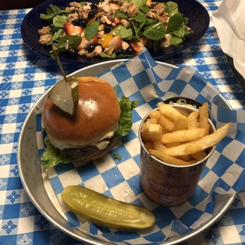 Cattleman's Burger and Brew - Burger and salad - Burgers Near Me - Algonquin, Illinois Cattleman's Burger and Brew - Burger and salad - Burgers Near Me - Algonquin, Illinois