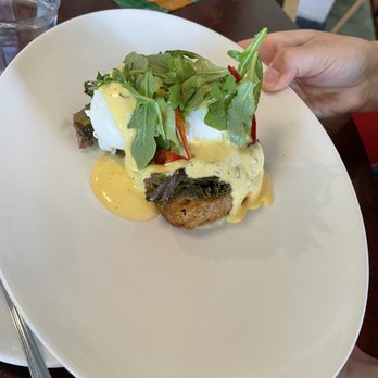 Launderette - Eggs Benedict - New American Near Me - Austin, Texas