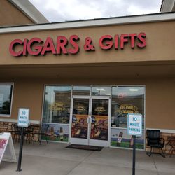Scottsdale Cigars - Store front. Polite employeesl/owner.