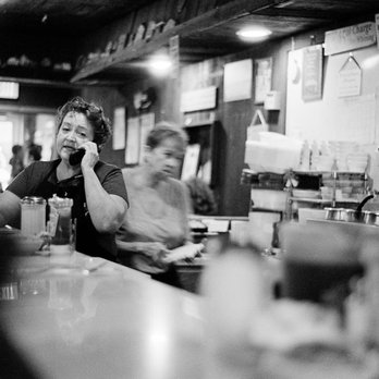Fred's Diner - Diners Near Me - Grayslake, Illinois