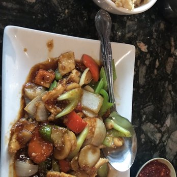 Canton Bistro - Kung Pow Chicken - Chinese Near Me - La Quinta, California Canton Bistro - Kung Pow Chicken - Chinese Near Me - La Quinta, California