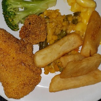 Golden Corral Buffet & Grill - We sampled a few things - American Near Me - Muskogee, Oklahoma