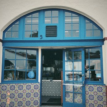 Oat Bakery - Front of the shop - Organic Stores Near Me - Santa Barbara, California Oat Bakery - Front of the shop - Organic Stores Near Me - Santa Barbara, California