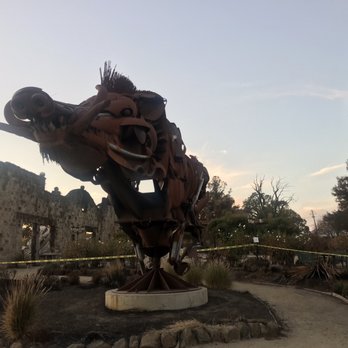 Soda Rock Winery - Lord Snout's 3rd birthday! - Wineries Near Me - Healdsburg, California Soda Rock Winery - Lord Snout's 3rd birthday! - Wineries Near Me - Healdsburg, California