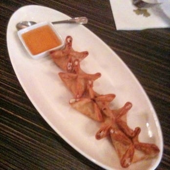 Tha Siam Thai Bistro - Fried wonton filled with crab & cream cheese - Thai Near Me - Berkeley, California