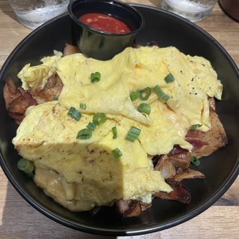 Brugada Kitchen and Bar - Breakfast bowl - Breakfast & Brunch Near Me - Nashville, Tennessee Brugada Kitchen and Bar - Breakfast bowl - Breakfast & Brunch Near Me - Nashville, Tennessee