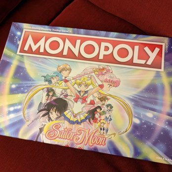 Box Lunch - Bought myself this board game - Men's Clothing Near Me - Aurora, Illinois