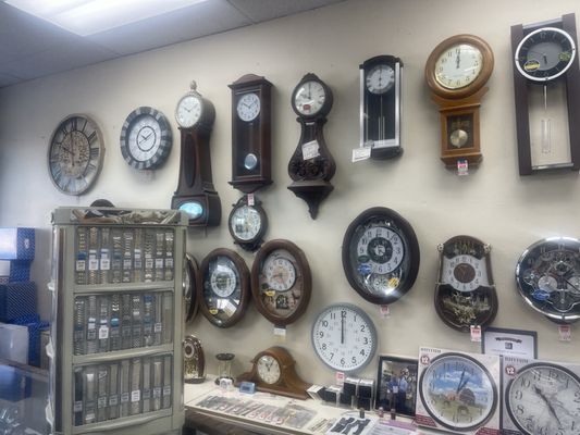 ALEXANDER CLOCKS & WATCHES - Updated June 2026 - 30 Photos & 105 ...